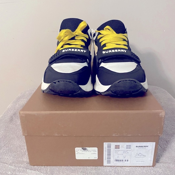 Burberry sneaker low top - Picture 2 of 7